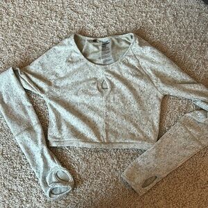 EUC Gymshark Women’s Fleur Texture Long Sleeve Keyhole Crop Top